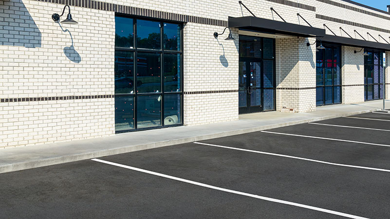 医院駐車場の写真